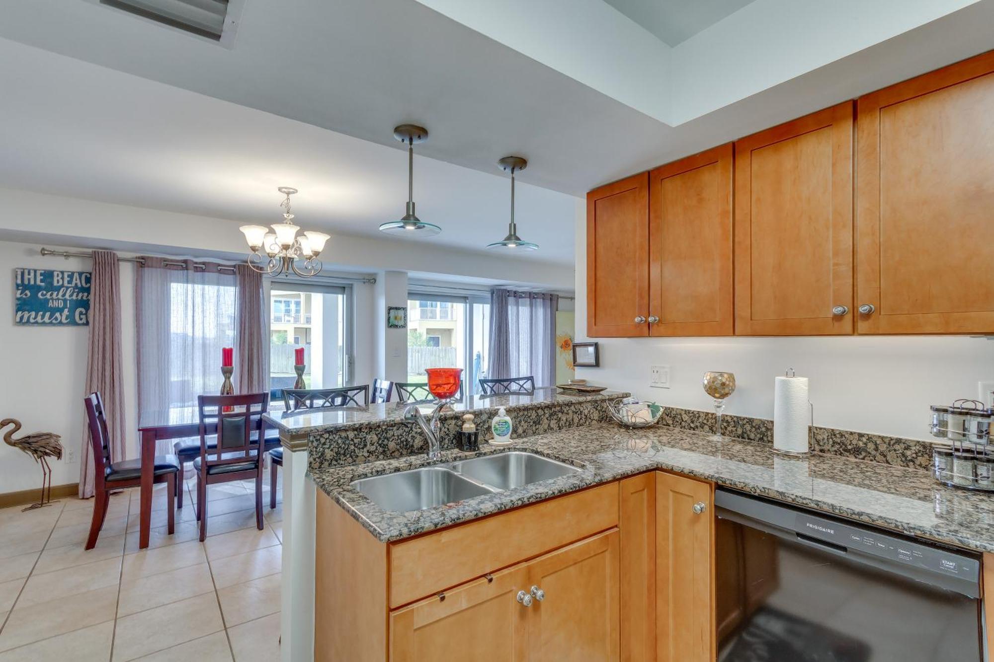 Pensacola Beach Condo With Patio And Access To Beach! Exterior photo